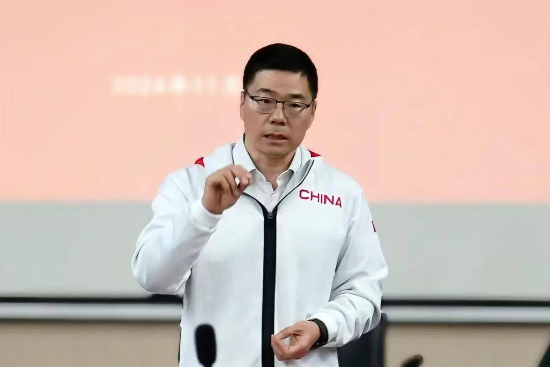 中国男篮召开集训入队会 篮协主席要求抵制“饭圈文化”