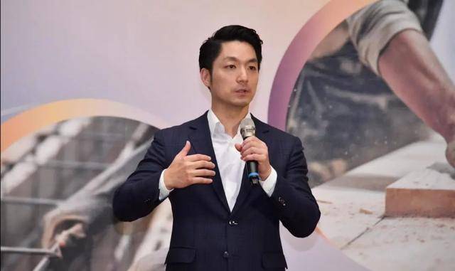 蒋万安大胆迈出关键一步，巧用琼瑶名句，点破对两岸关系的期盼