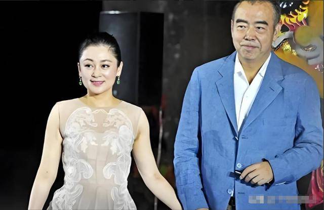 “大陆第一美人”两大名导为其沉迷，今55岁却像25岁的她经历了啥