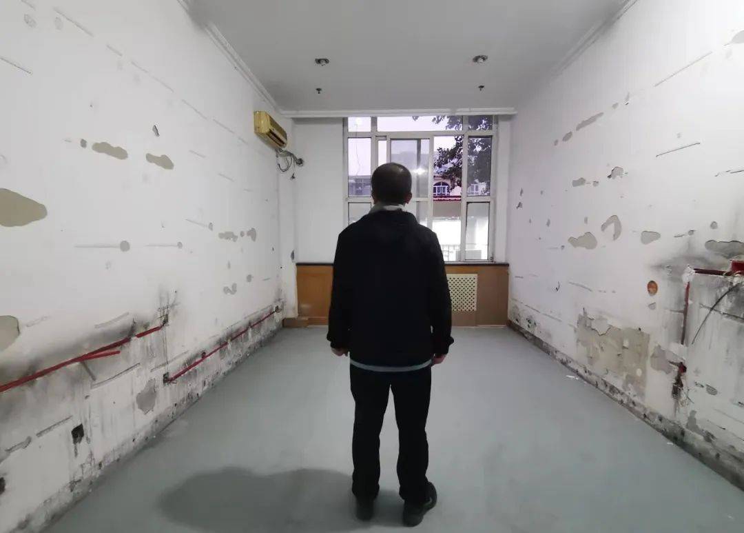 5·25专案组刑讯逼供案开庭：八名被告人认罪认罚