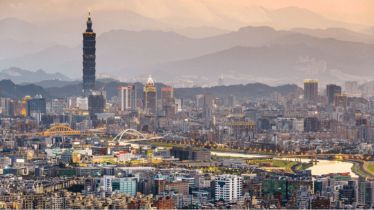 大陆刚给台湾正式定调，美国紧接着就彻底不装了，中方回应很强势