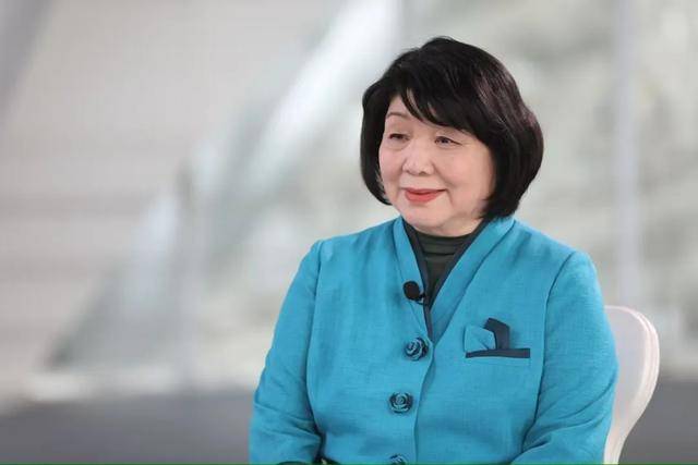 16岁见生死，70岁写70万字：毕淑敏用半生回答“人为什么活着”