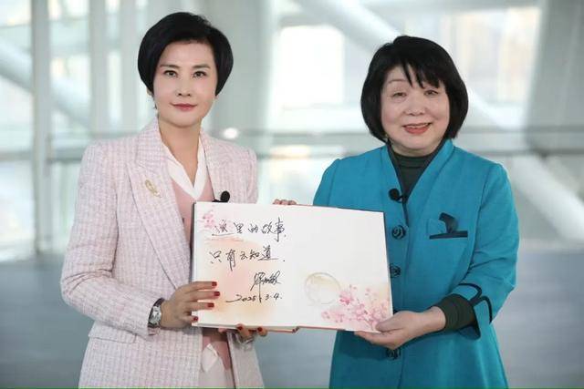 16岁见生死，70岁写70万字：毕淑敏用半生回答“人为什么活着”